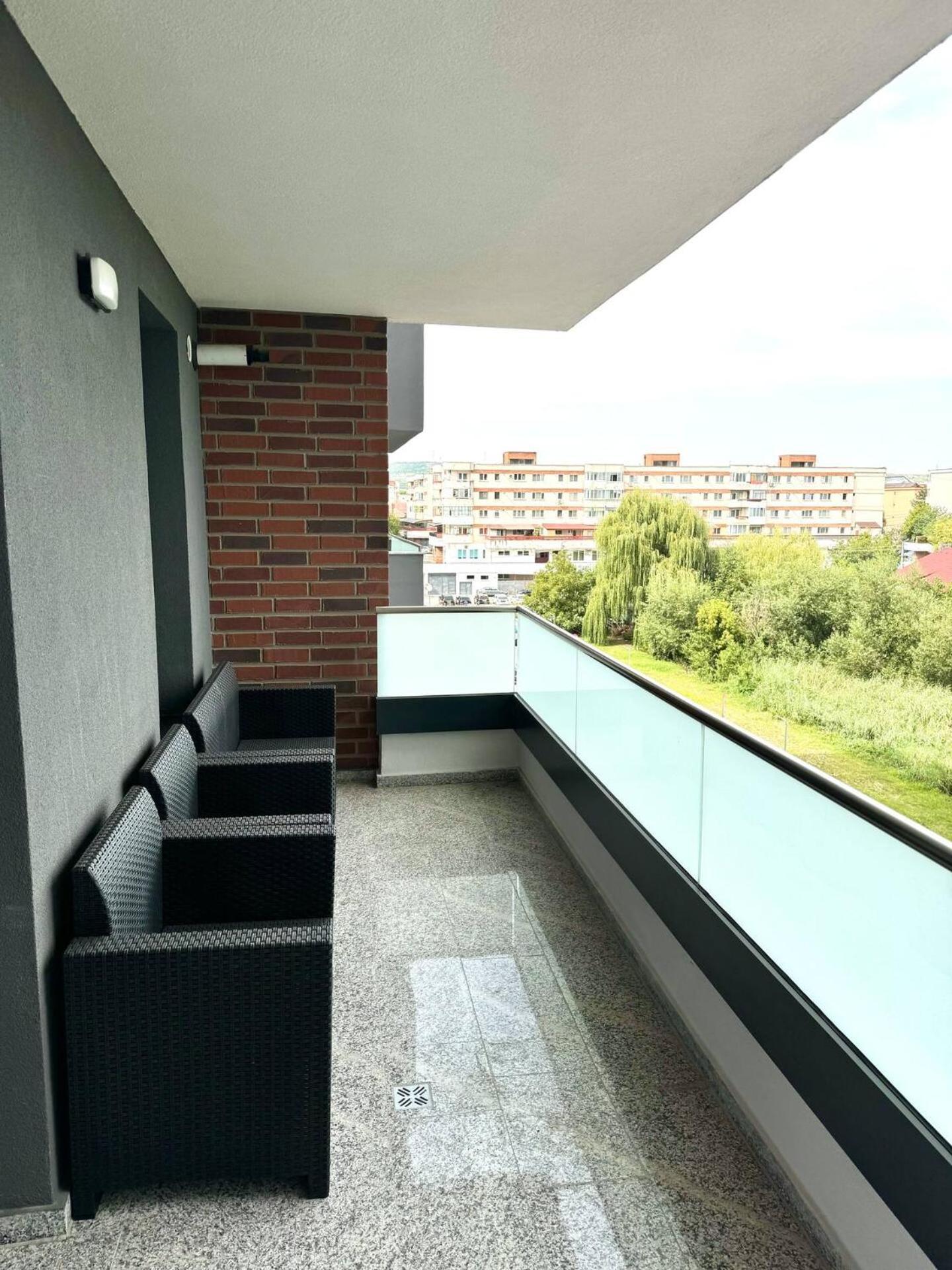 Lake View Luxury Apartament Cluj-Napoca Buitenkant foto