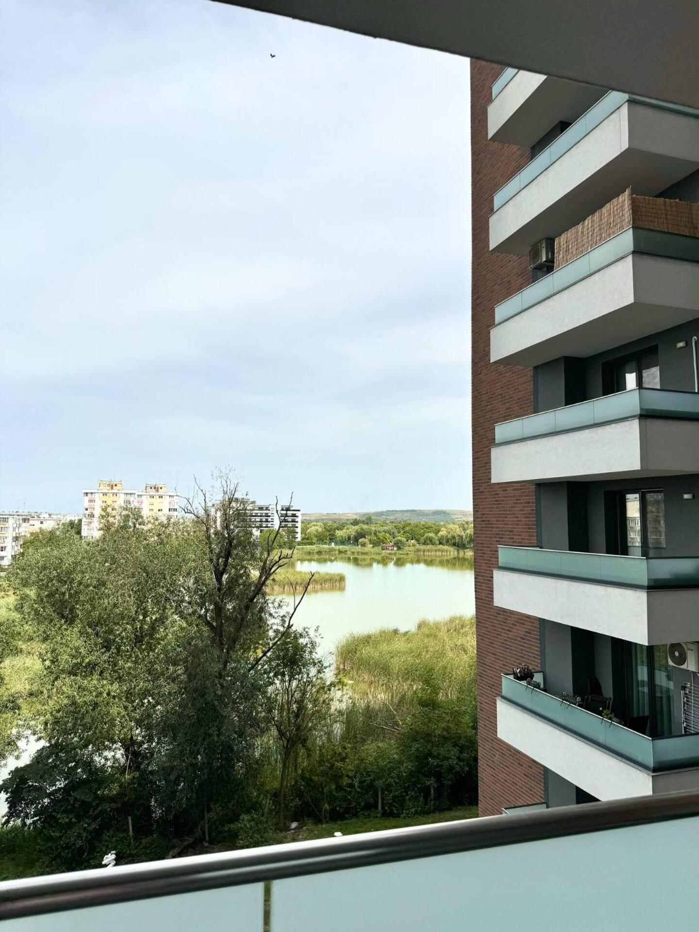 Lake View Luxury Apartament Cluj-Napoca Buitenkant foto